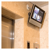 �G���x�[�^�������h�ƃJ�����V�X�e��