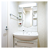 シャンプードレッサー付の快適な洗面化粧台